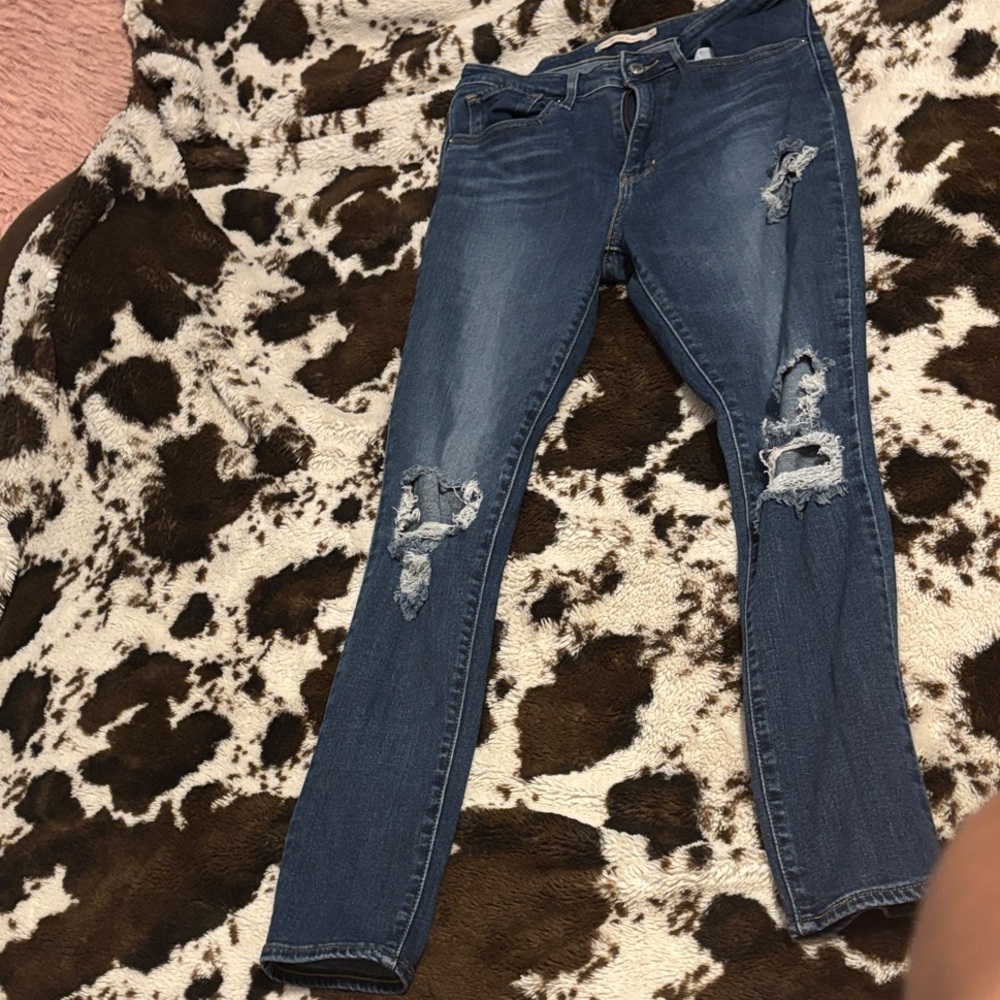 Stylish Distressed Blue Skinny Jeans